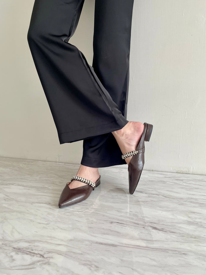 Alice Flats | Brown