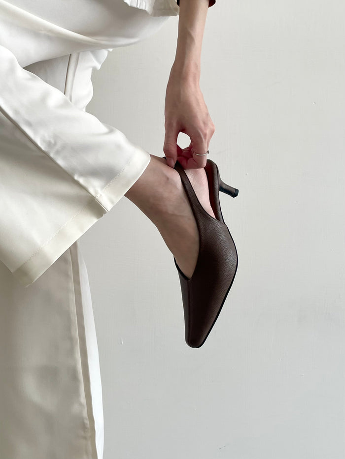 Nadine Heels | Brown