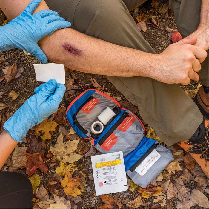 AMK Adventure Medical Kits Hiker First Aid and Medical  Mountain Equipment