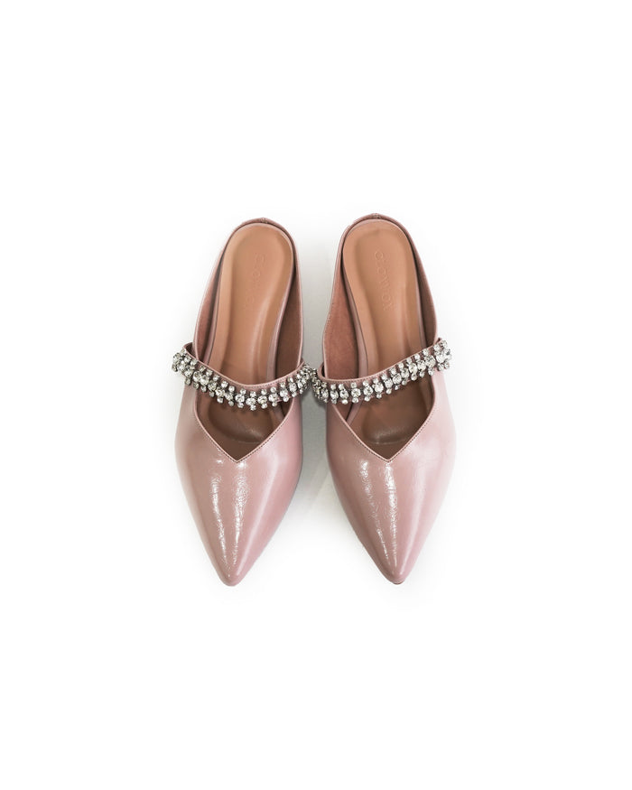 Alice Flats | Salmon