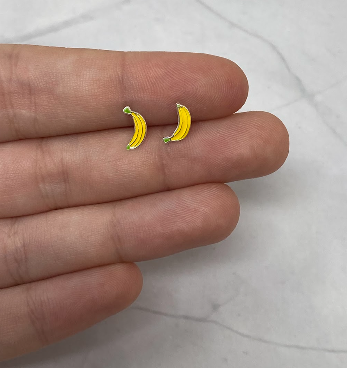 Banana Studs