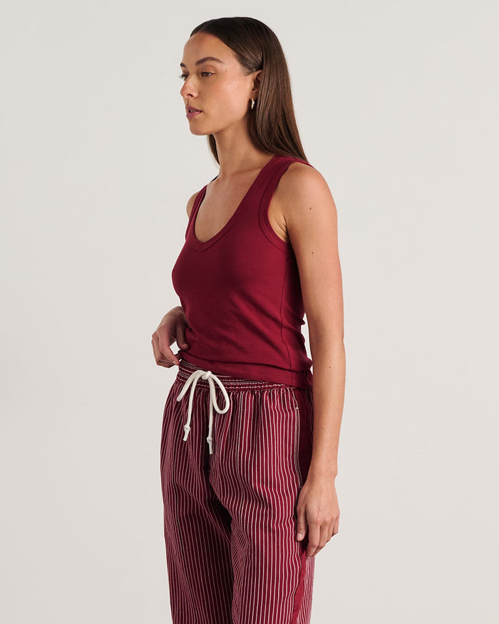 JAG dakota v neck tank burgundy