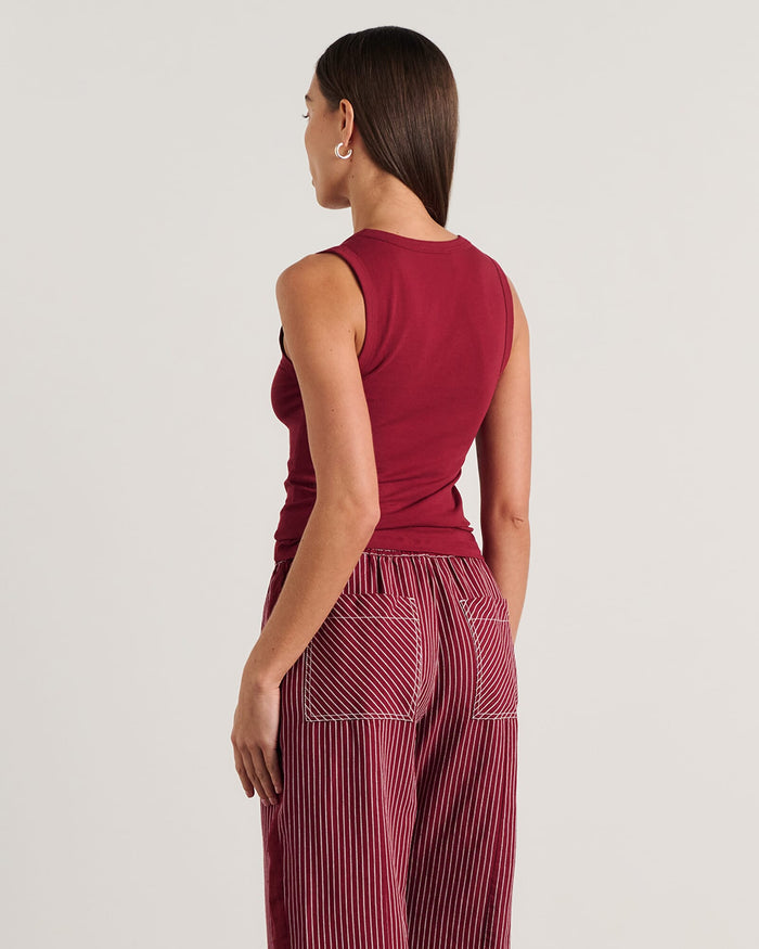 JAG dakota v neck tank burgundy