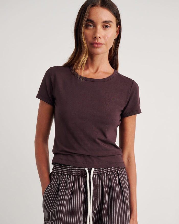 JAG dakotah baby tee darkchocolate