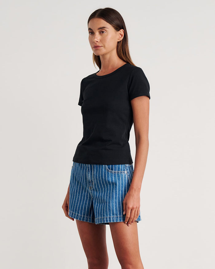 JAG dakotah baby tee black