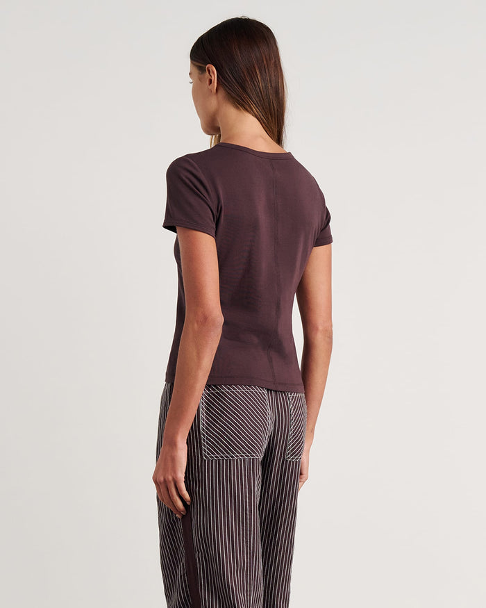 JAG dakotah baby tee darkchocolate