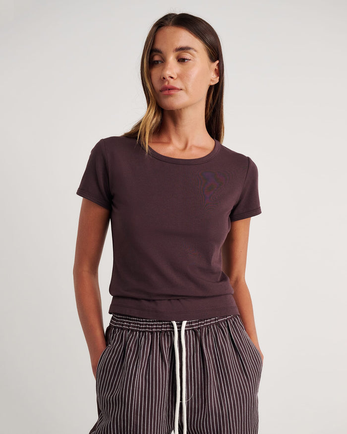 JAG dakotah baby tee darkchocolate