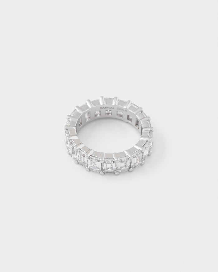DARKAI Tennis Emerald Ring Detail Picture