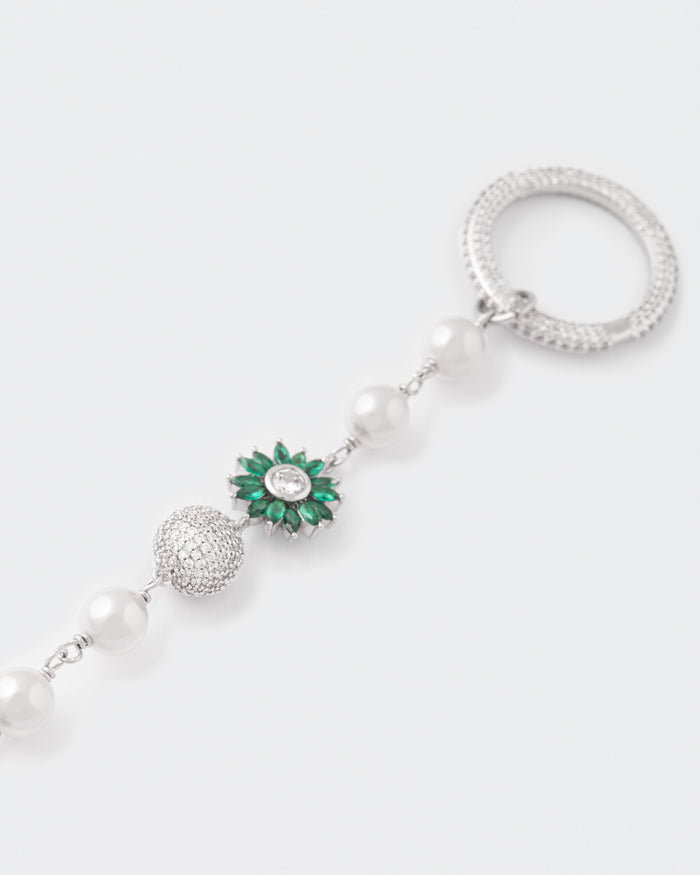 DARKAI Flower & Pearls Wallet Chain Detail