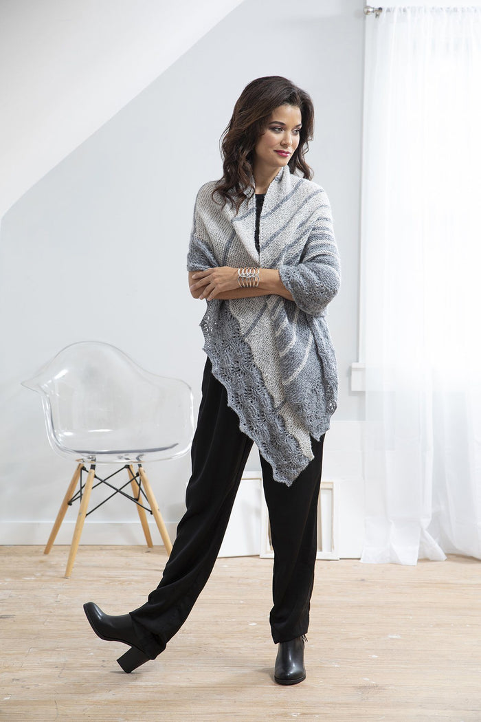Fouetté Pattern Universal Yarn