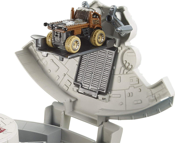 Hot Wheels Star Wars Millennium Falcon Playset