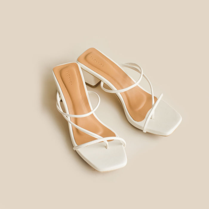 Iris Heels | White