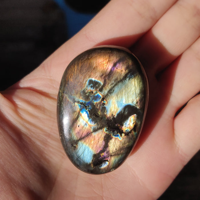 Labradorite Palm Stone (#23N) - Simply Affinity