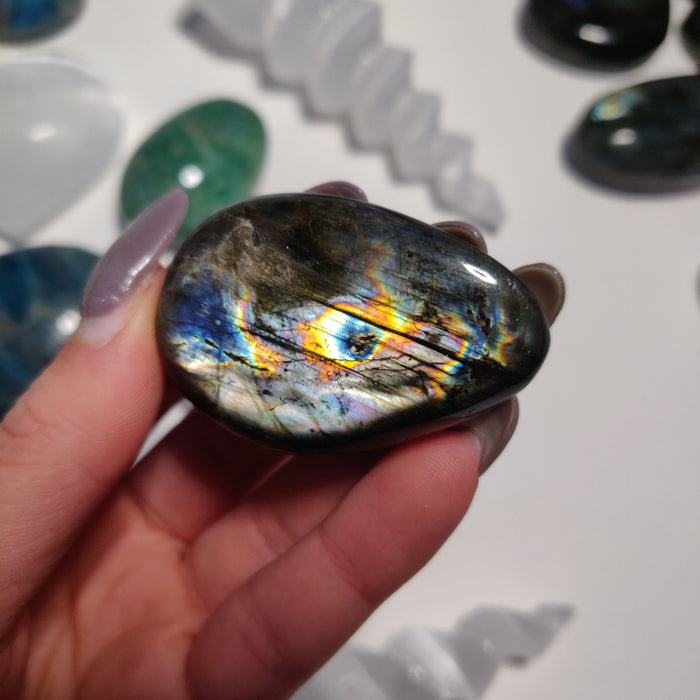 Labradorite Palm Stone (#79H) - Simply Affinity