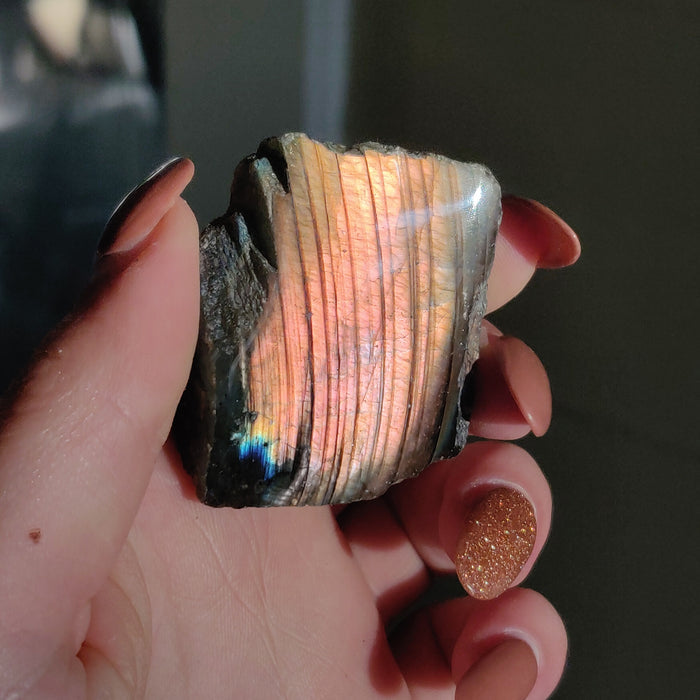 Labradorite Slab - Self Standing (#38) - Simply Affinity