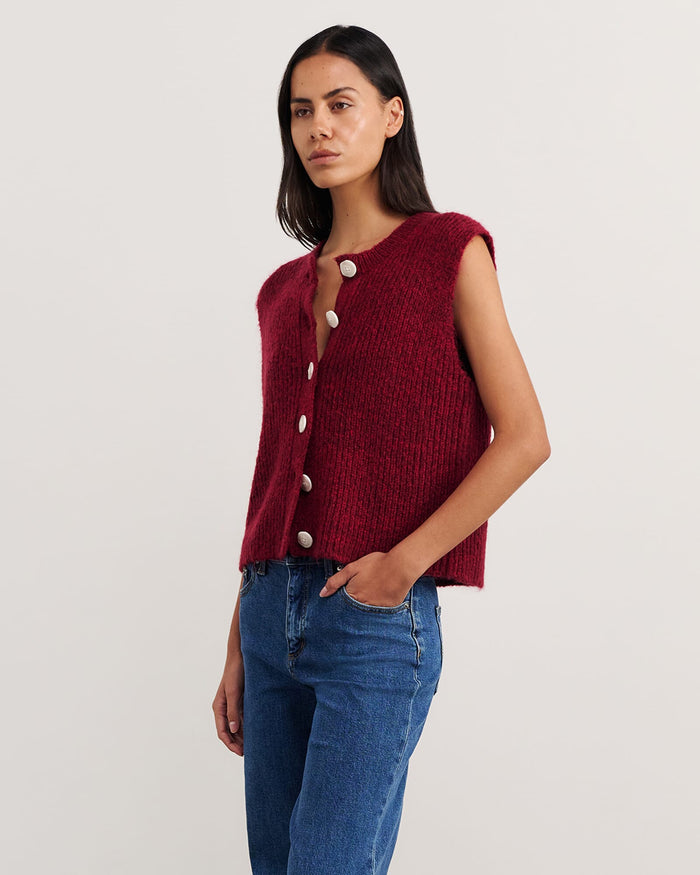 JAG lily button vest wine