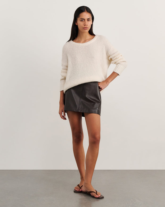 JAG lily scoop knit milk