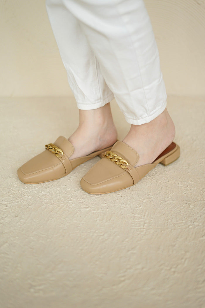 Loewy Mules | Nude
