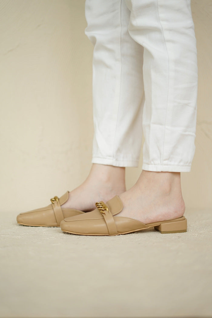 Loewy Mules | Nude