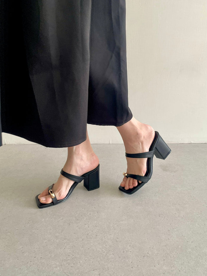 Nikki Heels | Black