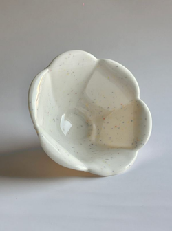 NK Bowl White w/ Speck
