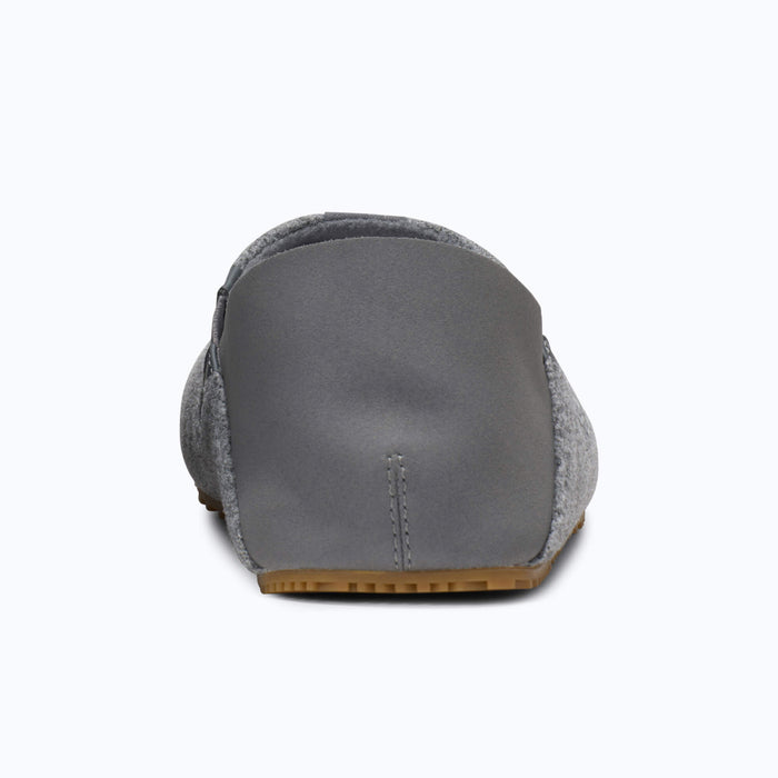 Rear view of Xero Shoes Pagosa Men Slipper in Gray