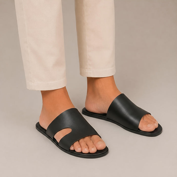 Pilat Cutout Slides (Black)