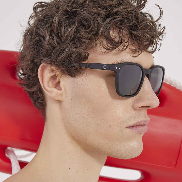 IZIPIZI Sport Journey Good Weather Polarised Sunglasses and Goggles  Mountain Equipment