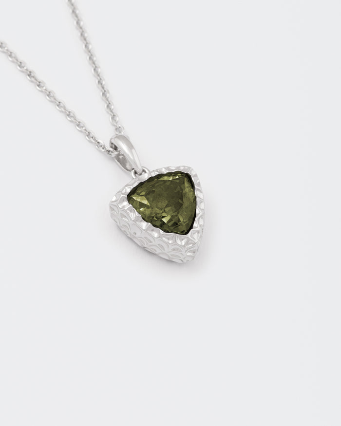 DARKAI Trillion Tourmaline Necklace detail picture