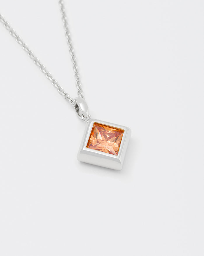 DARKAI Via Savona Champagne Pendant Detail