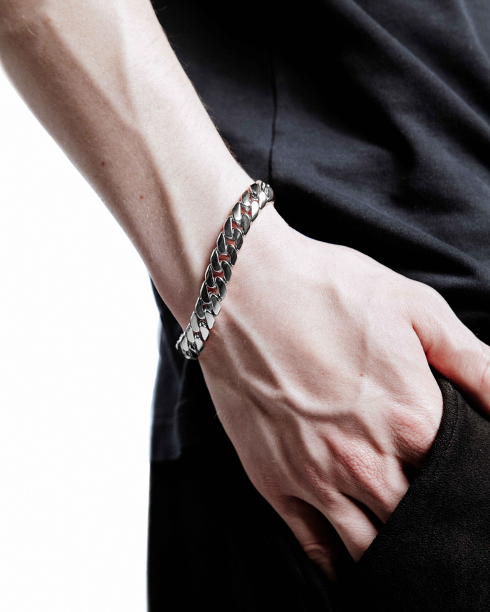 DARKAI White Cuban Bracelet Male Model Picture